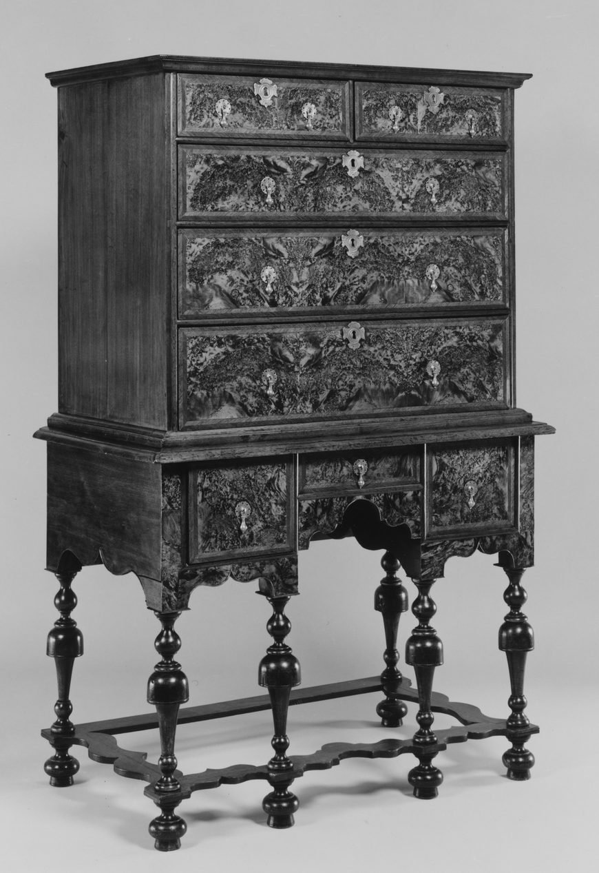 Premium 5-Drawer Chest